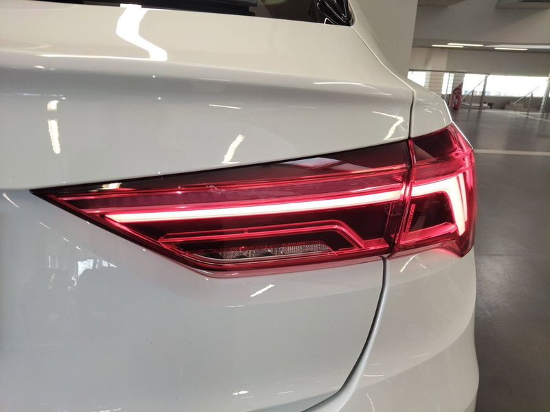 Audi Q3 Sportback usata a Modena (18)