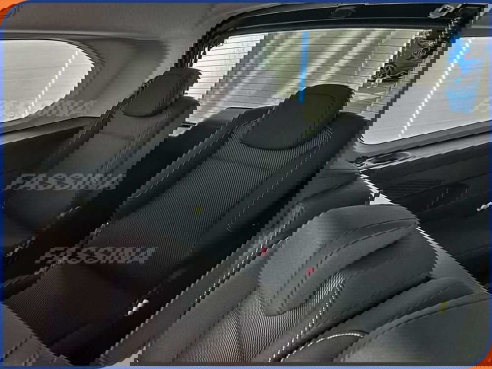 Fiat Doblò Furgone nuova a Milano (12)