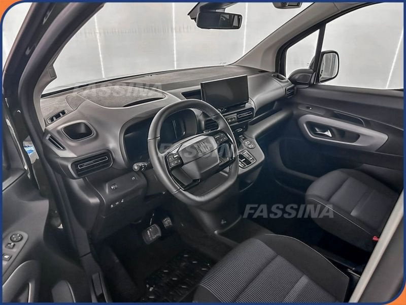 Fiat Doblò Furgone nuova a Milano (9)