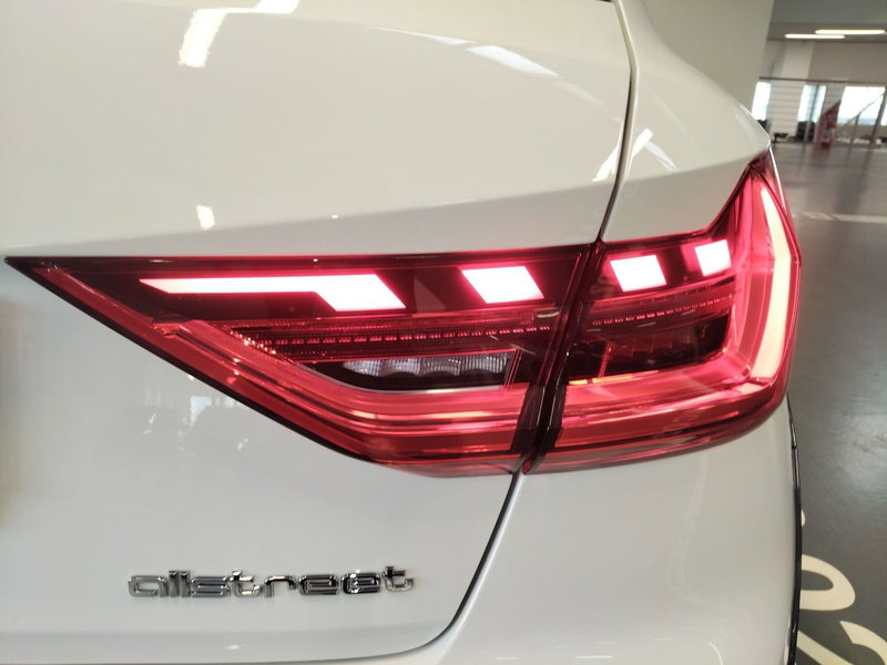 Audi A1 Sportback nuova a Modena (18)