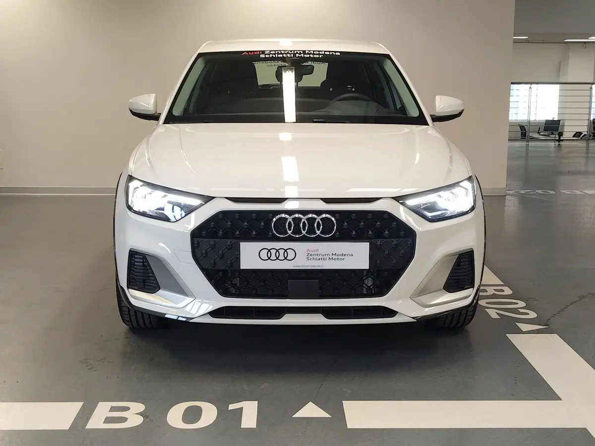 Audi A1 Sportback nuova a Modena (2)