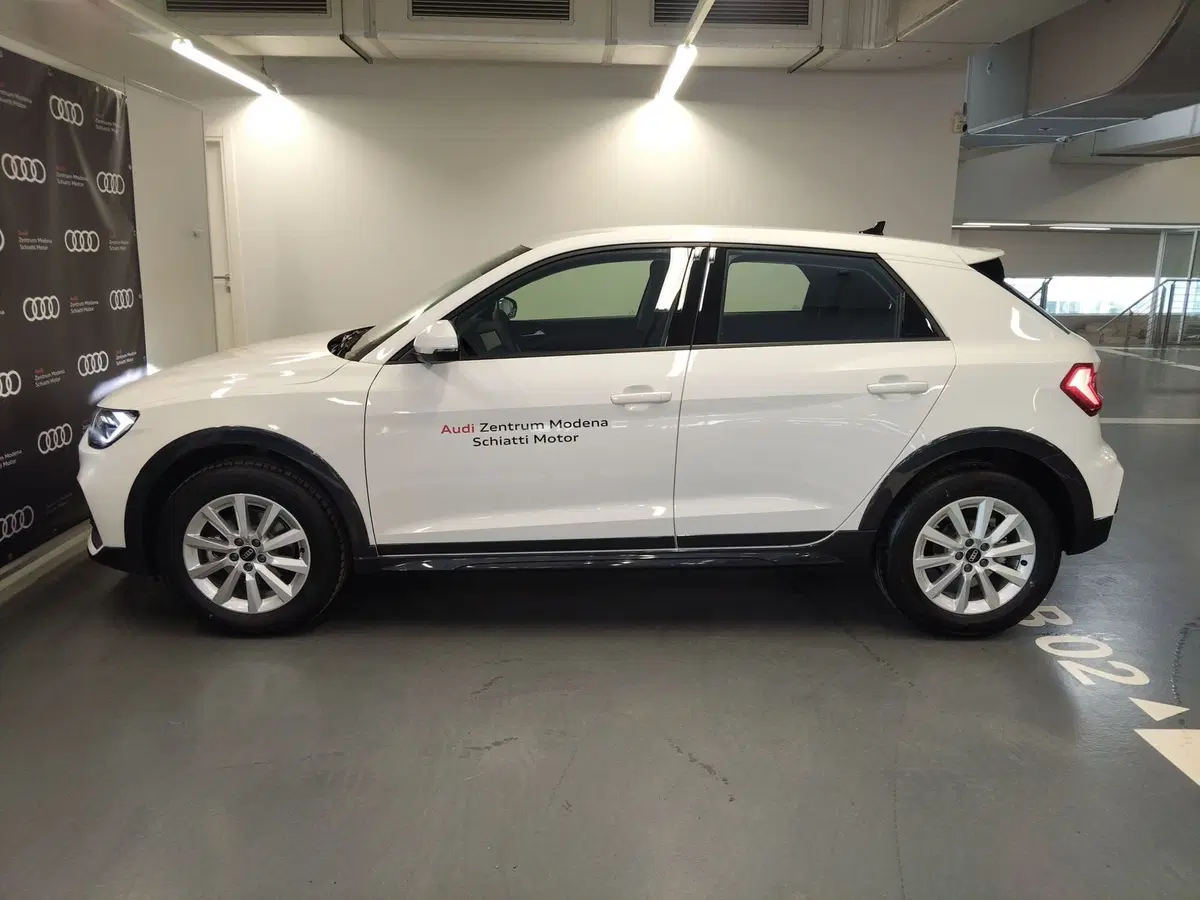 Audi A1 Sportback nuova a Modena (3)