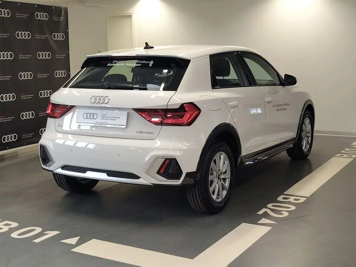 Audi A1 Sportback nuova a Modena (4)