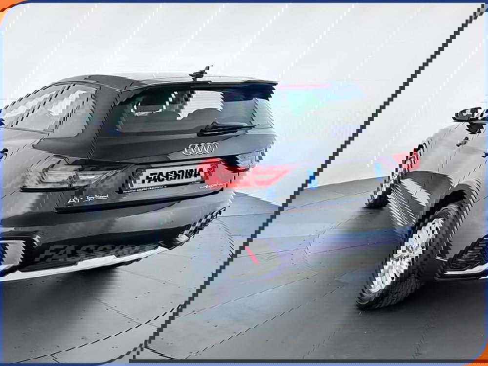 Audi A1 Sportback usata a Milano (4)