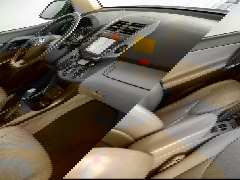 Toyota Rav4 usata a Foggia (5)