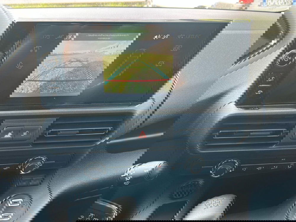 Peugeot Partner Furgone nuova a Bergamo (17)