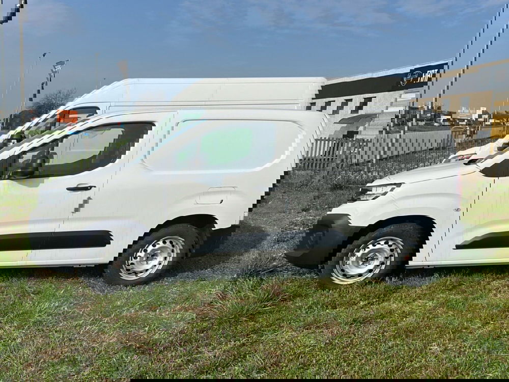 Peugeot Partner Furgone nuova a Bergamo (2)