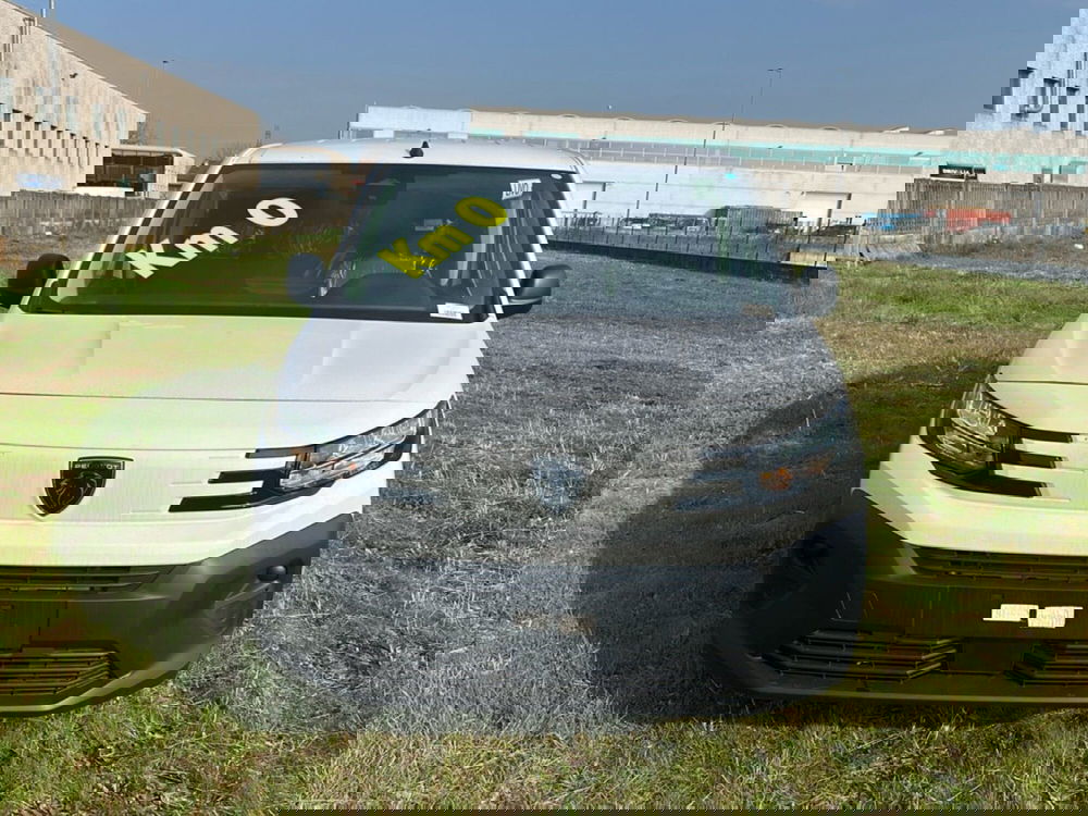 Peugeot Partner Furgone nuova a Bergamo (8)