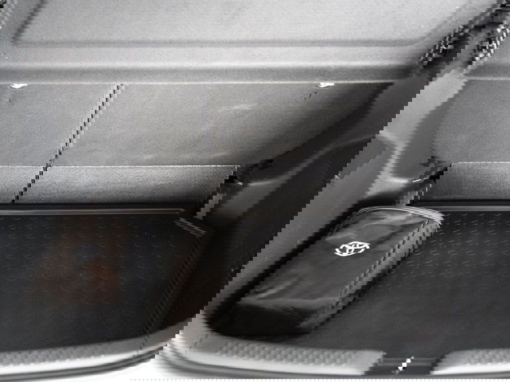Toyota Yaris usata a Foggia (11)