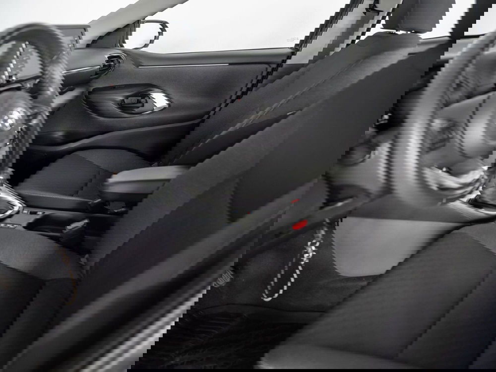 Toyota Yaris usata a Foggia (12)