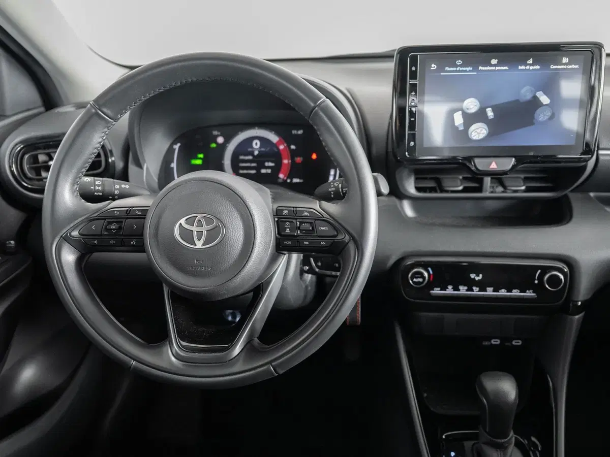 Toyota Yaris usata a Foggia (10)