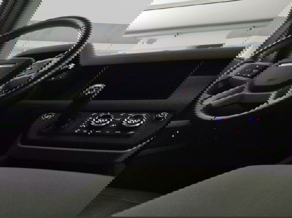 Land Rover Defender usata a Pavia (11)