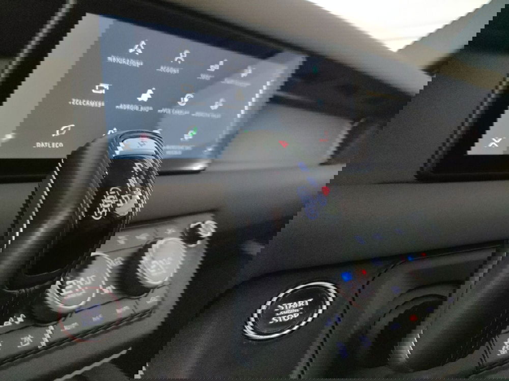 Land Rover Defender usata a Pavia (19)