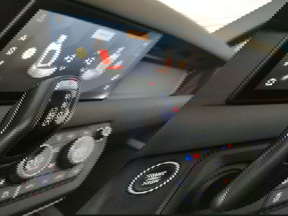 Land Rover Defender usata a Pavia (20)