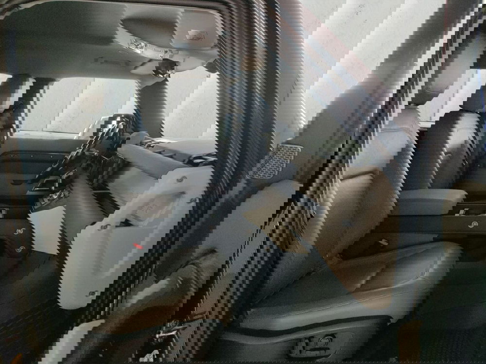 Land Rover Defender usata a Pavia (3)