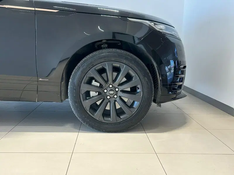 Land Rover Range Rover Velar usata a Napoli (9)