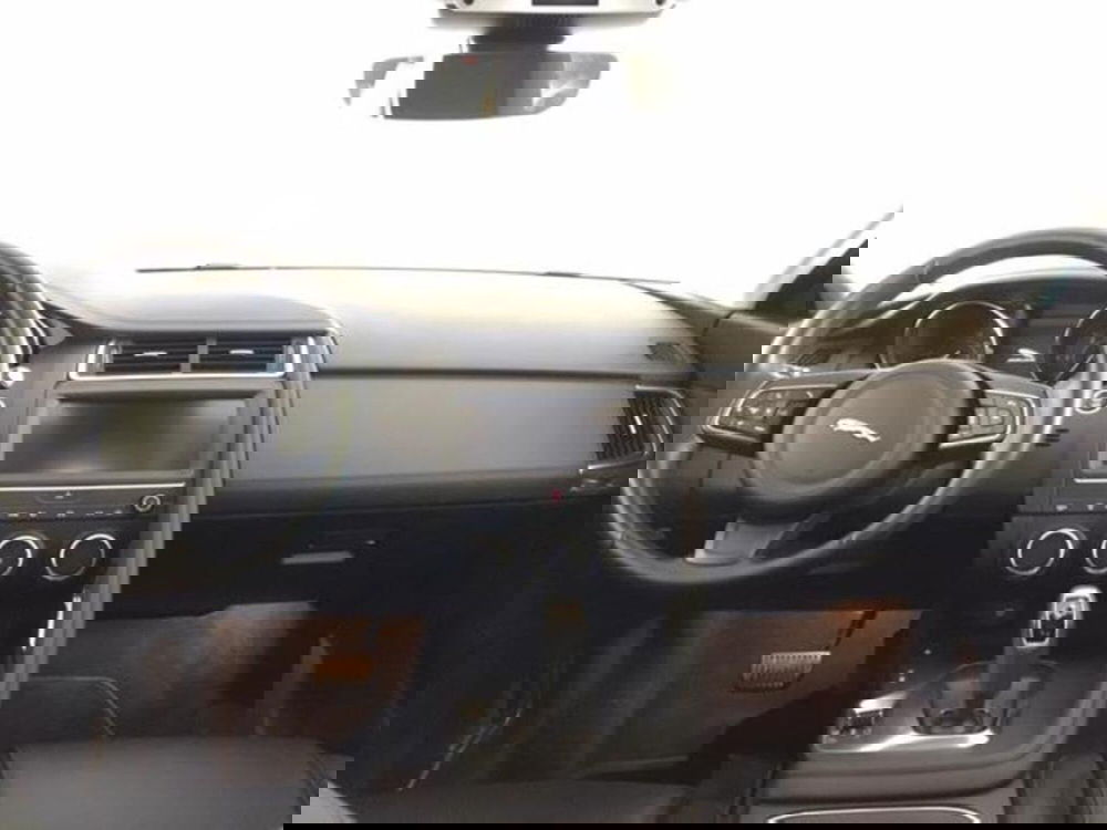 Jaguar E-Pace usata a Cosenza (4)