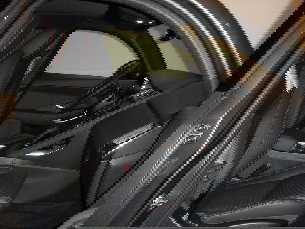 Jaguar E-Pace usata a Cosenza (3)