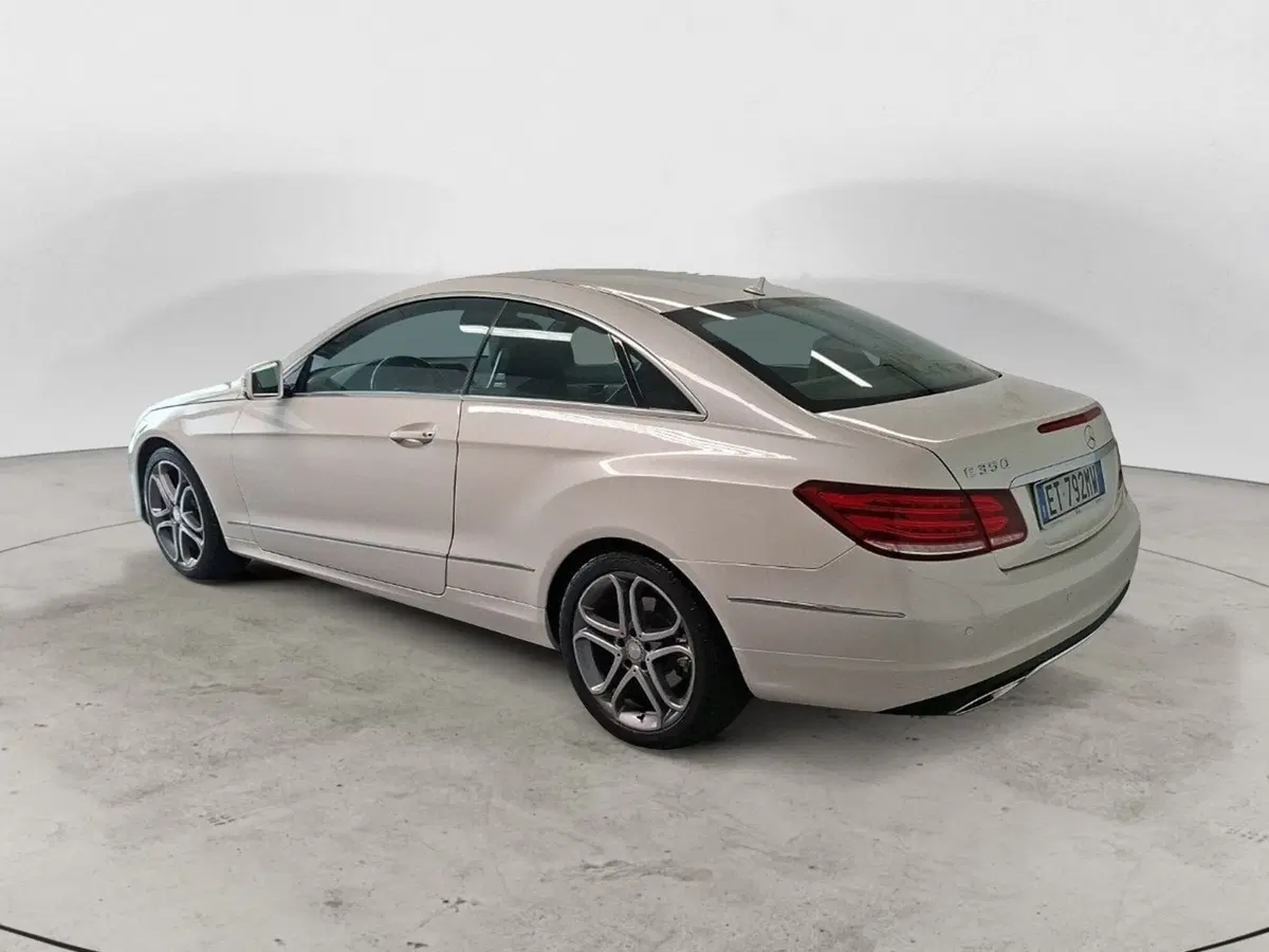 Mercedes-Benz Classe E Coupé usata a Arezzo (6)
