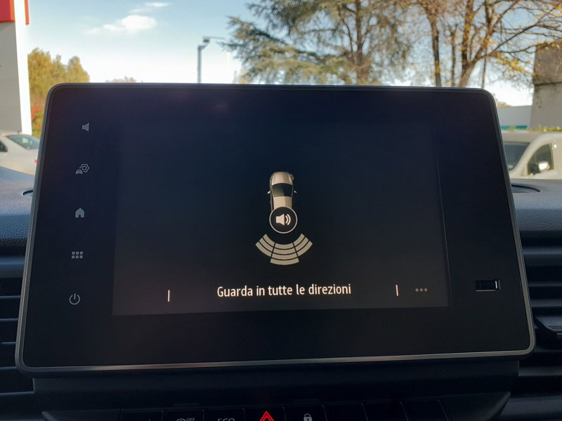 Renault Trafic nuova a Modena (14)