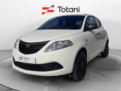 Lancia Ypsilon 1.0 FireFly 5 porte S&amp;S Hybrid Ecochic A. Ferretti del 2020 usata a L'Aquila