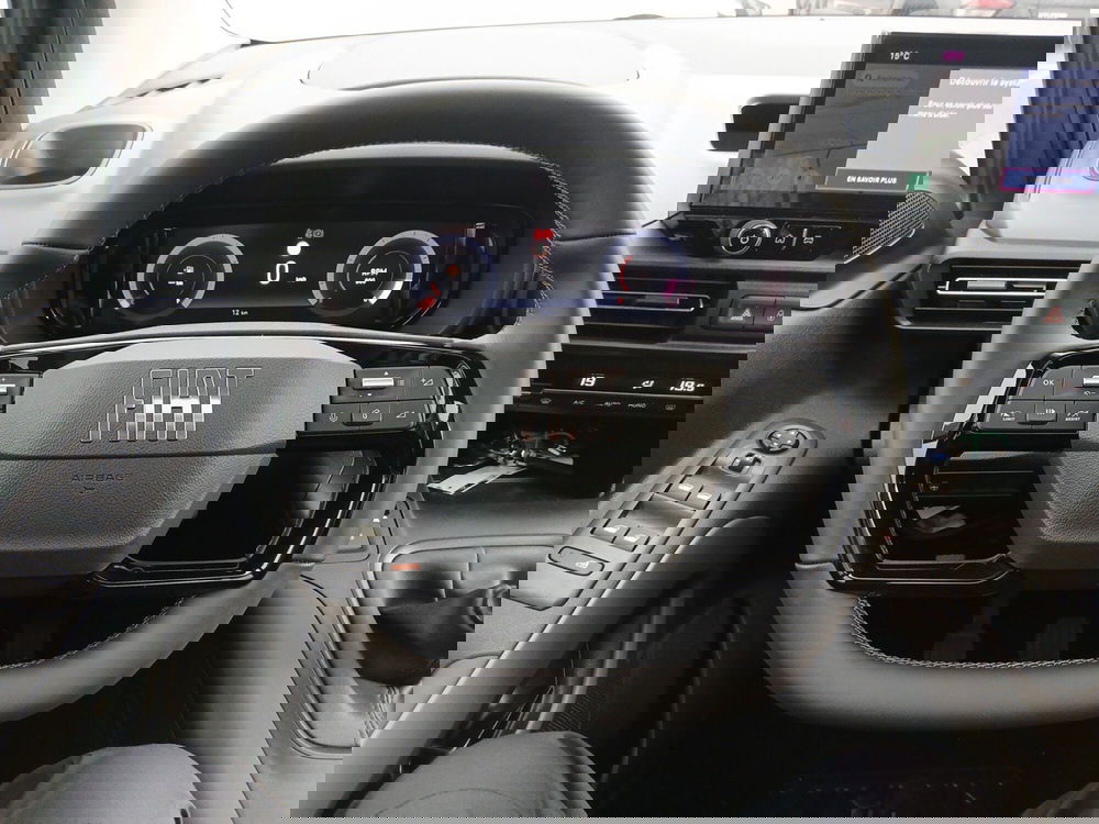 Fiat Doblò nuova a Latina (13)