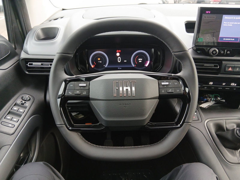 Fiat Doblò nuova a Latina (13)