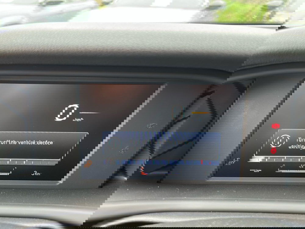 Jeep Avenger nuova a Roma (14)