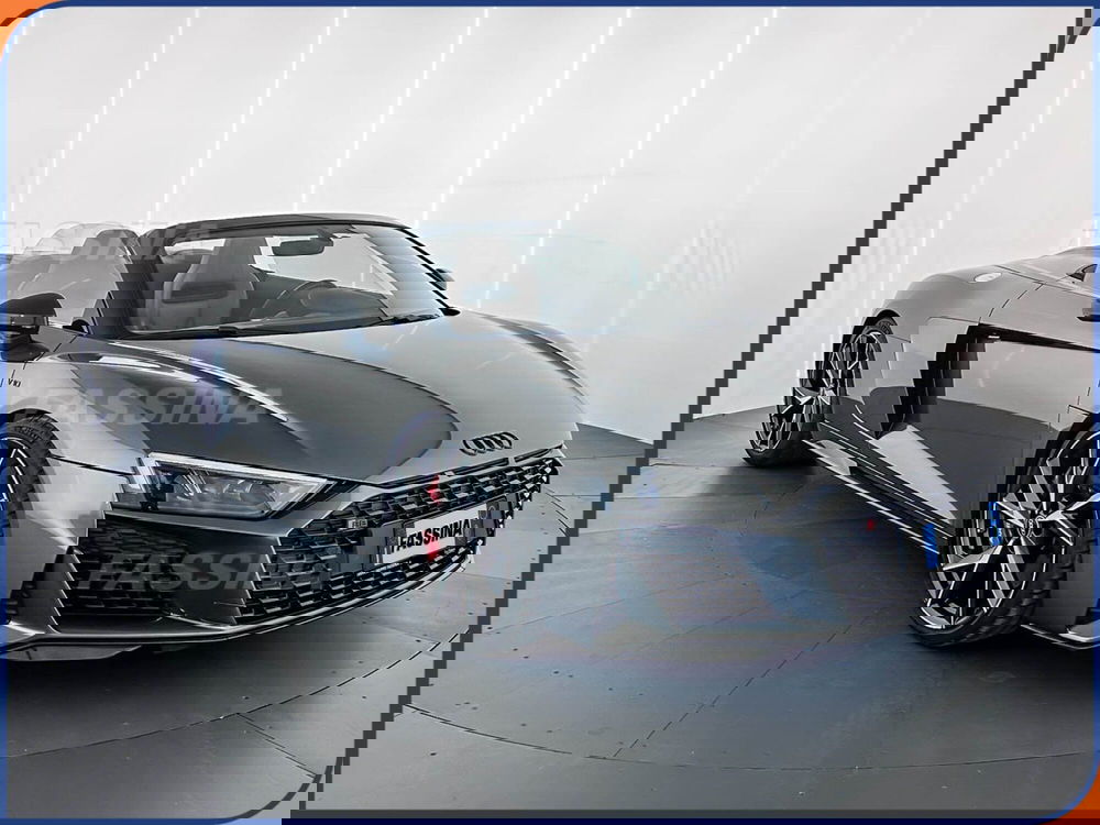 Audi R8 Cabrio usata a Milano