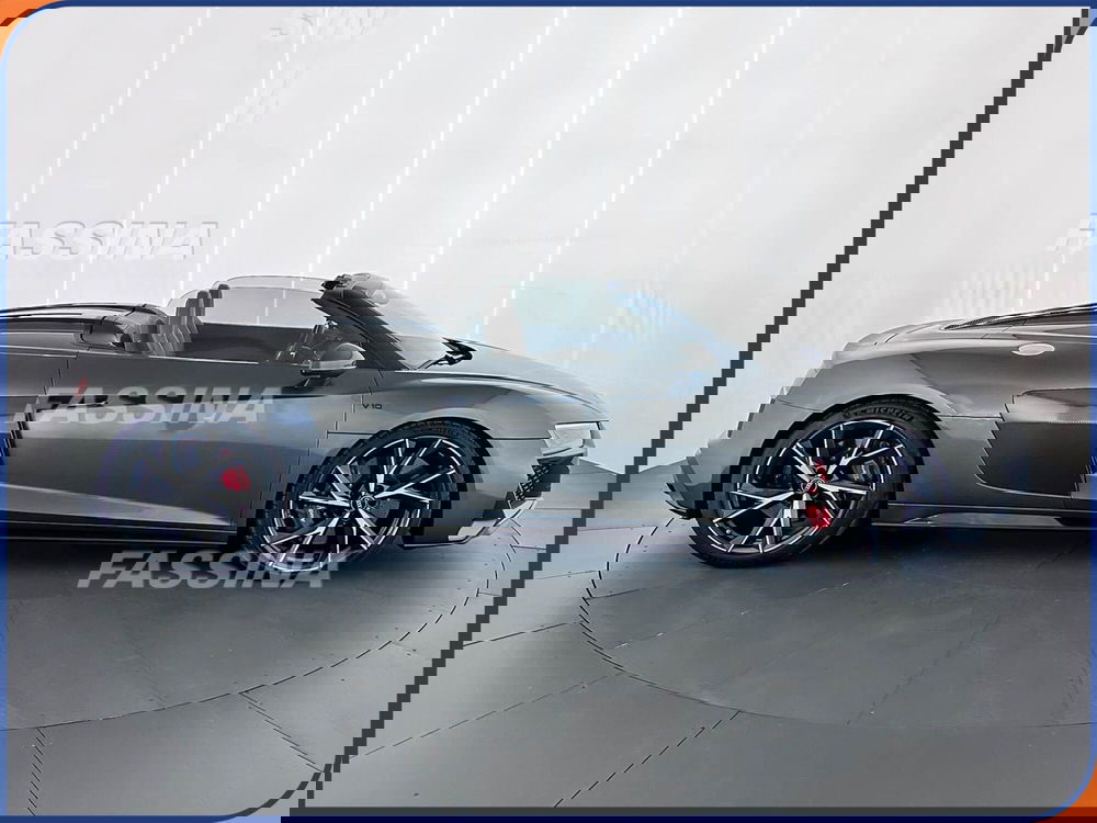 Audi R8 Cabrio usata a Milano (7)