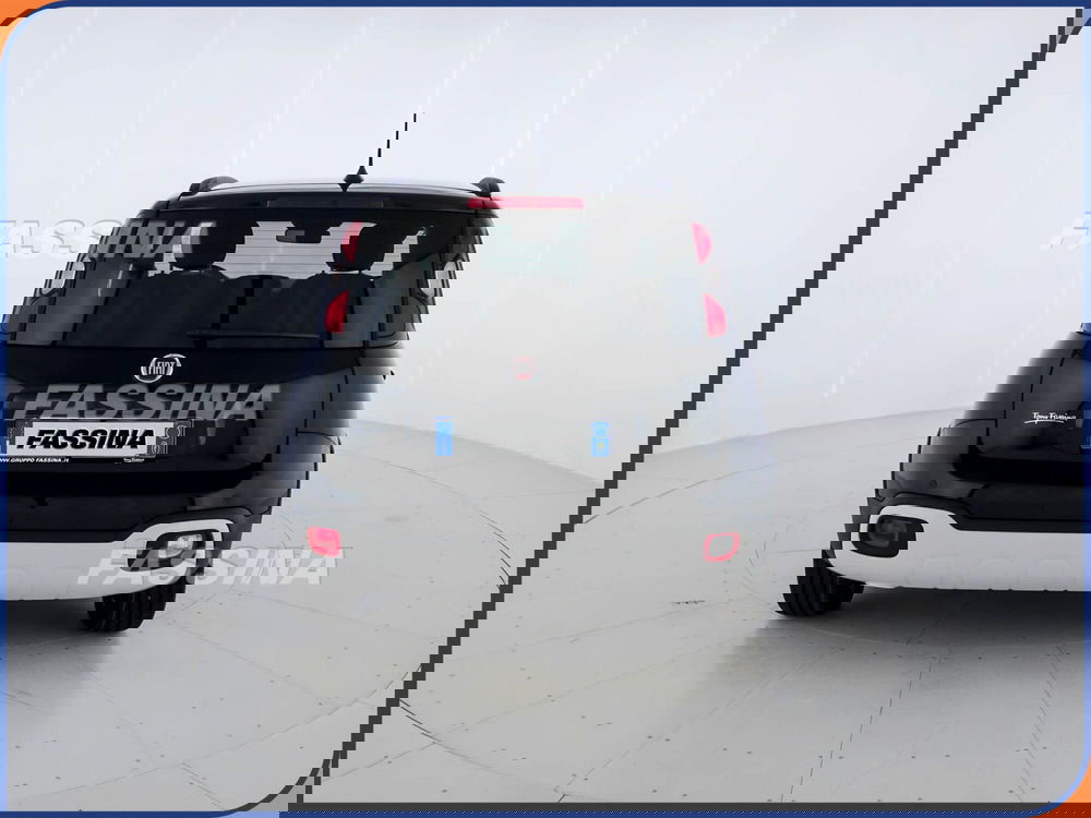 Fiat Panda Cross nuova a Milano (5)