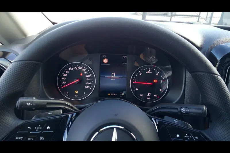 Mercedes-Benz Vito nuova a Pescara (12)
