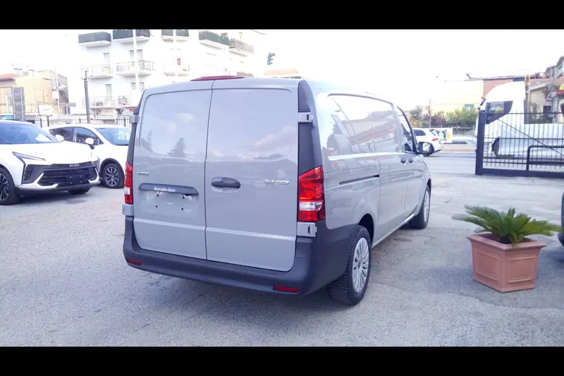 Mercedes-Benz Vito nuova a Pescara (3)