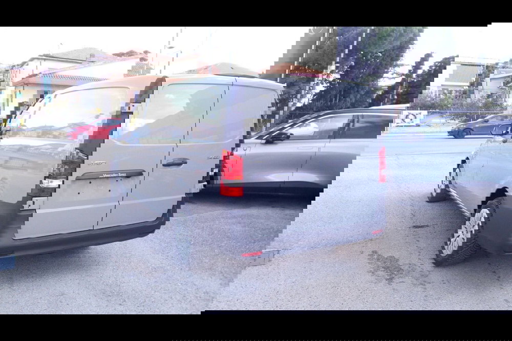 Mercedes-Benz Vito nuova a Pescara (4)