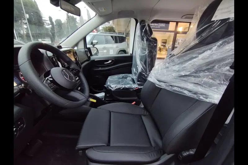 Mercedes-Benz Vito nuova a Pescara (10)