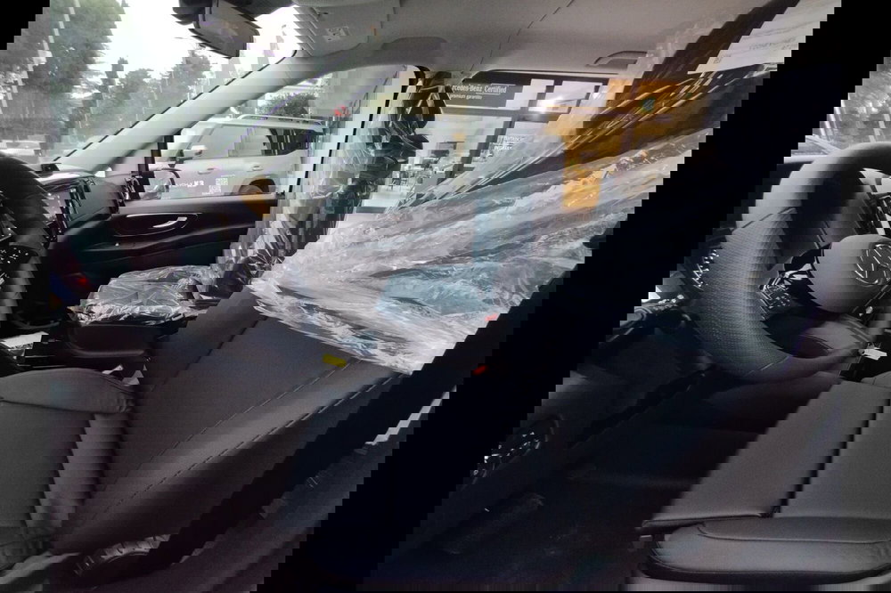 Mercedes-Benz Vito nuova a Pescara (10)