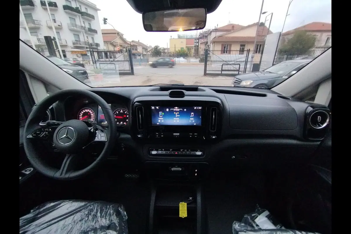 Mercedes-Benz Vito nuova a Pescara (6)
