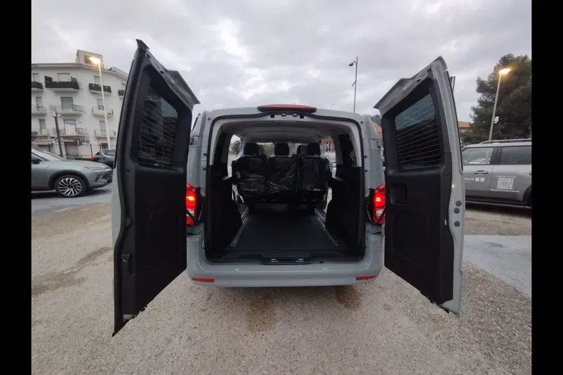 Mercedes-Benz Vito nuova a Pescara (7)