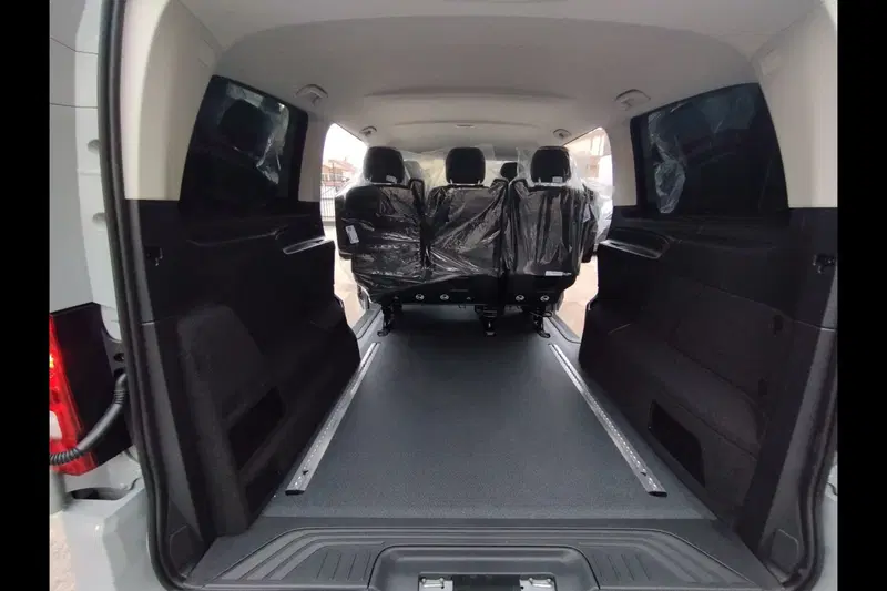 Mercedes-Benz Vito nuova a Pescara (9)