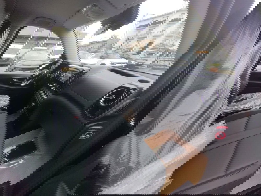 Mercedes-Benz Vito nuova a Pescara (10)