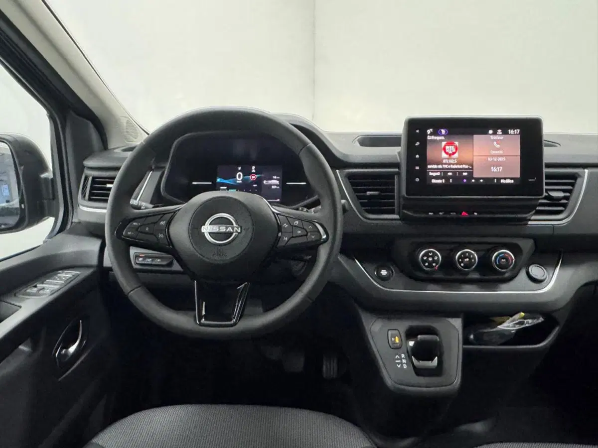 Nissan Primastar nuova a Como (11)