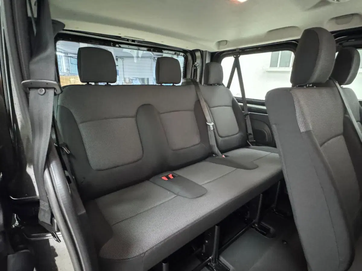 Nissan Primastar nuova a Como (5)