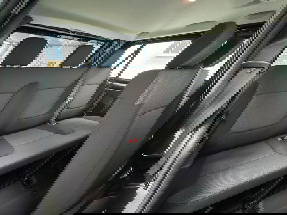 Nissan Primastar nuova a Como (5)