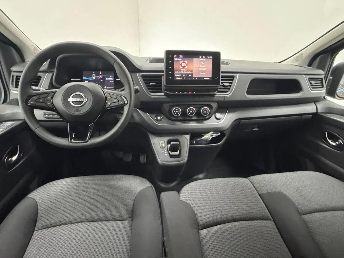 Nissan Primastar nuova a Como (6)