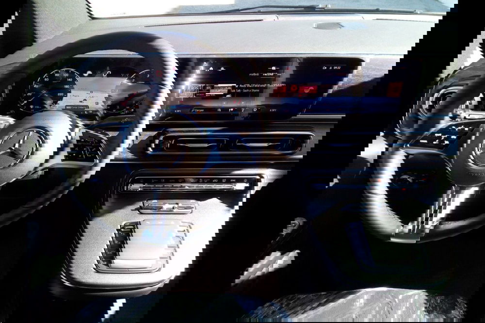 Mercedes-Benz Classe V nuova a Pescara (10)