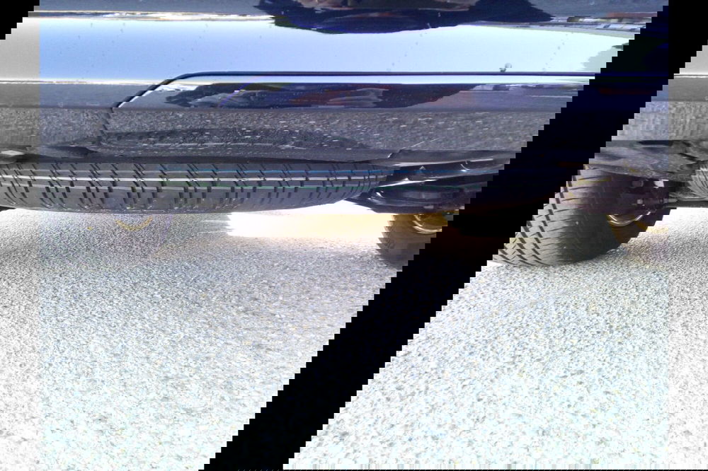 Mercedes-Benz Classe V nuova a Pescara (11)