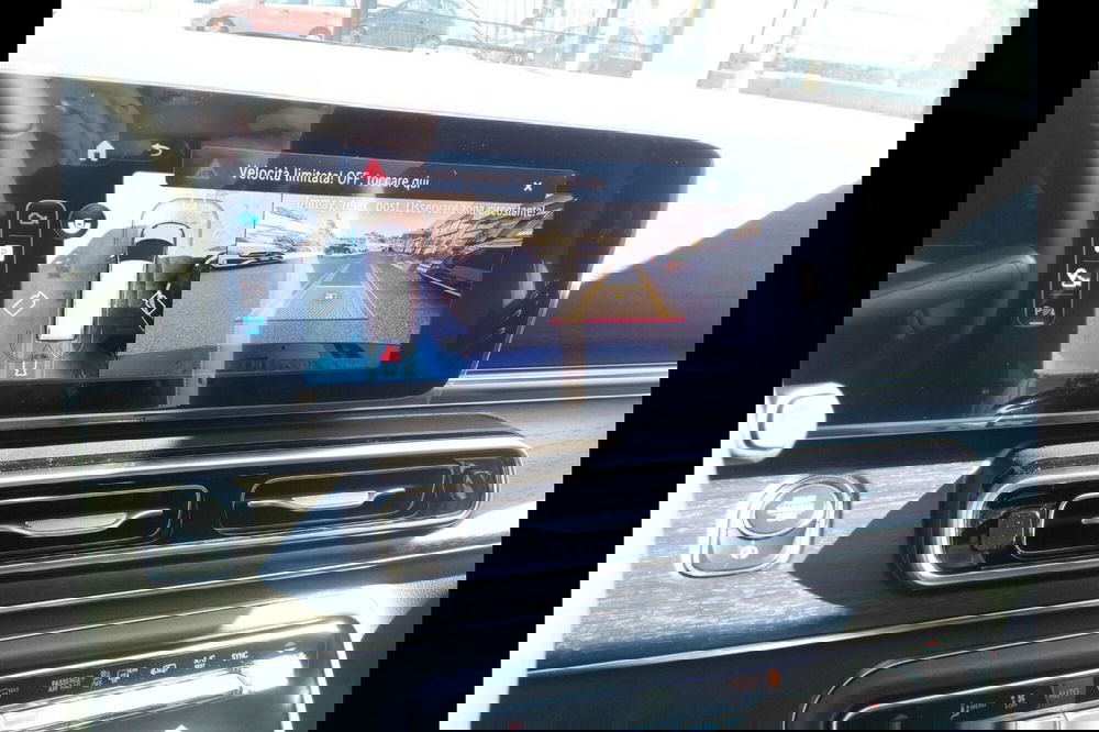 Mercedes-Benz Classe V nuova a Pescara (14)