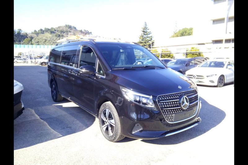 Mercedes-Benz Classe V nuova a Pescara (2)