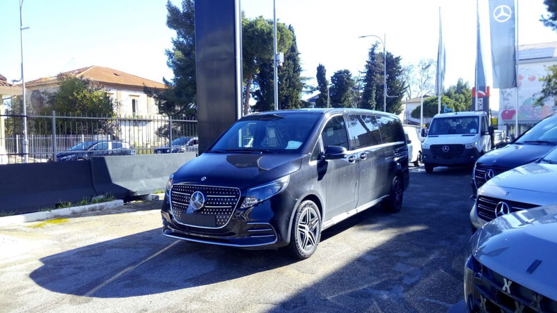 Mercedes-Benz Classe V nuova a Pescara