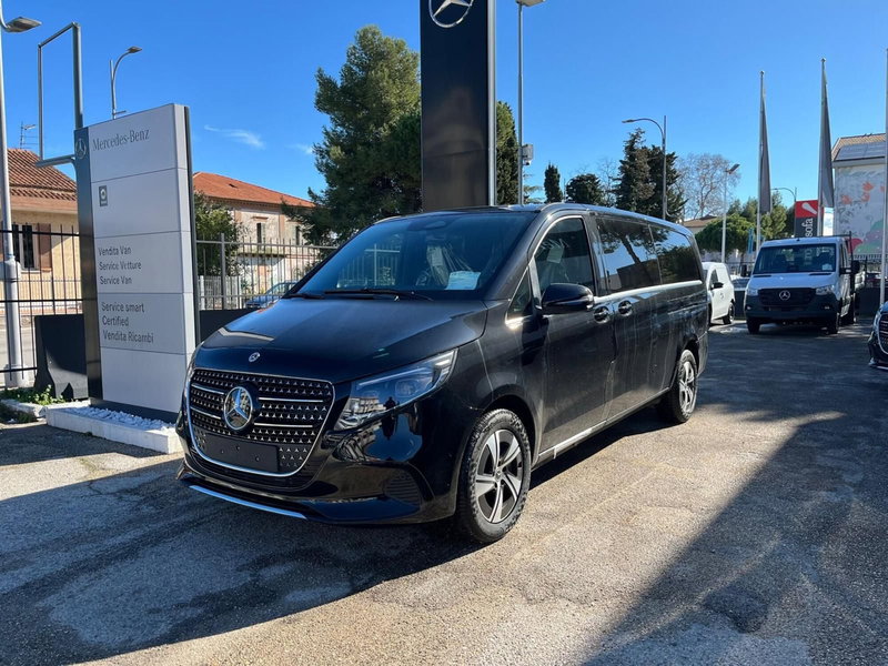 Mercedes-Benz Classe V nuova a Pescara